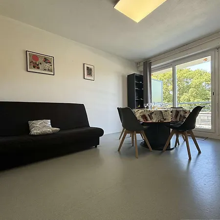 T2 Avec Terrasse, Parking Prive, Et Proche - La Rochelle - Fr-1-246-721 Apartment *